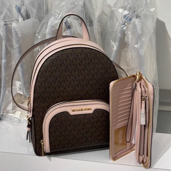 Michael Kors Md Backpack Bag Jaycee & Lg CONTINENTAL wallet-wristlet-phoneholder - Picture 12 of 16